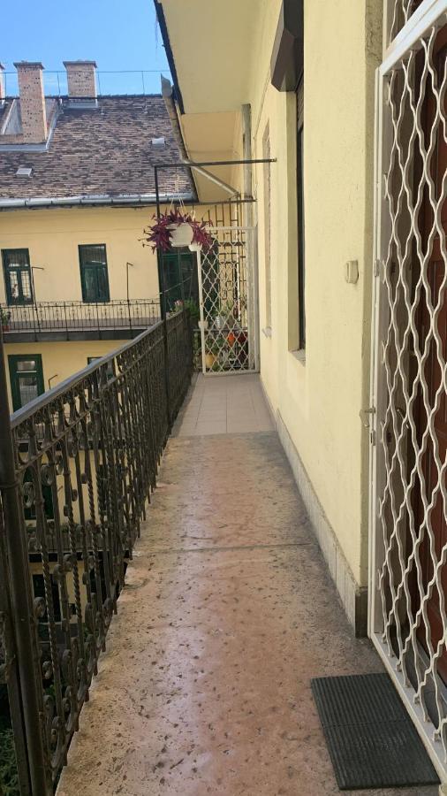 Anna 2 Bedrooms 2 Bathrooms 6 Bikes بودابست المظهر الخارجي الصورة